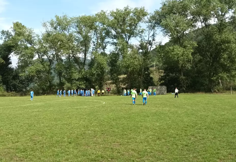 TJ Sebuzín "B"  : TJ Slovan Chabařovice "B"